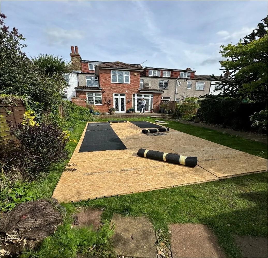Marquee Flooring Setup – Tilbury Garden Installation Marquee flooring and carpet installation in Tilbury garden during 4m x 8m marquee setup preparation